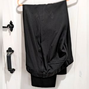 Men's 36x31: 'haggar' Black Dress Pants